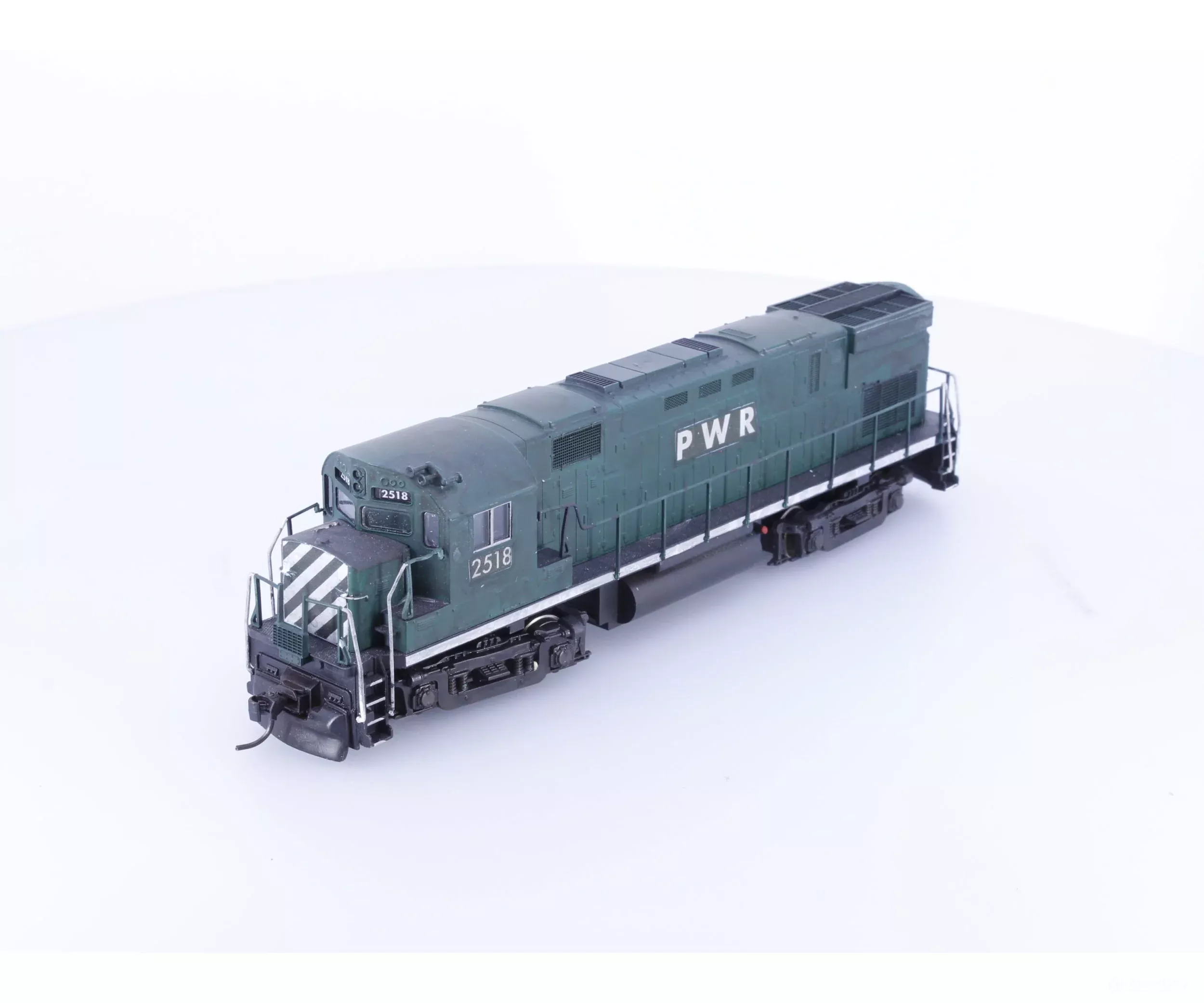 Atlas 2518 HO C425 Diesel Locomotive Pacific Western Railway (PWR) 2518 DCC (2nd Hand)