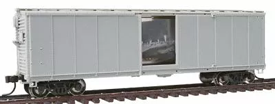 Atlas Model Railroad 64002 HO Scale USRA Steel Rebuilt Boxcar – Ready to Run – Master(R) — Undecorated (5-5-5 End & Straight Underframe)