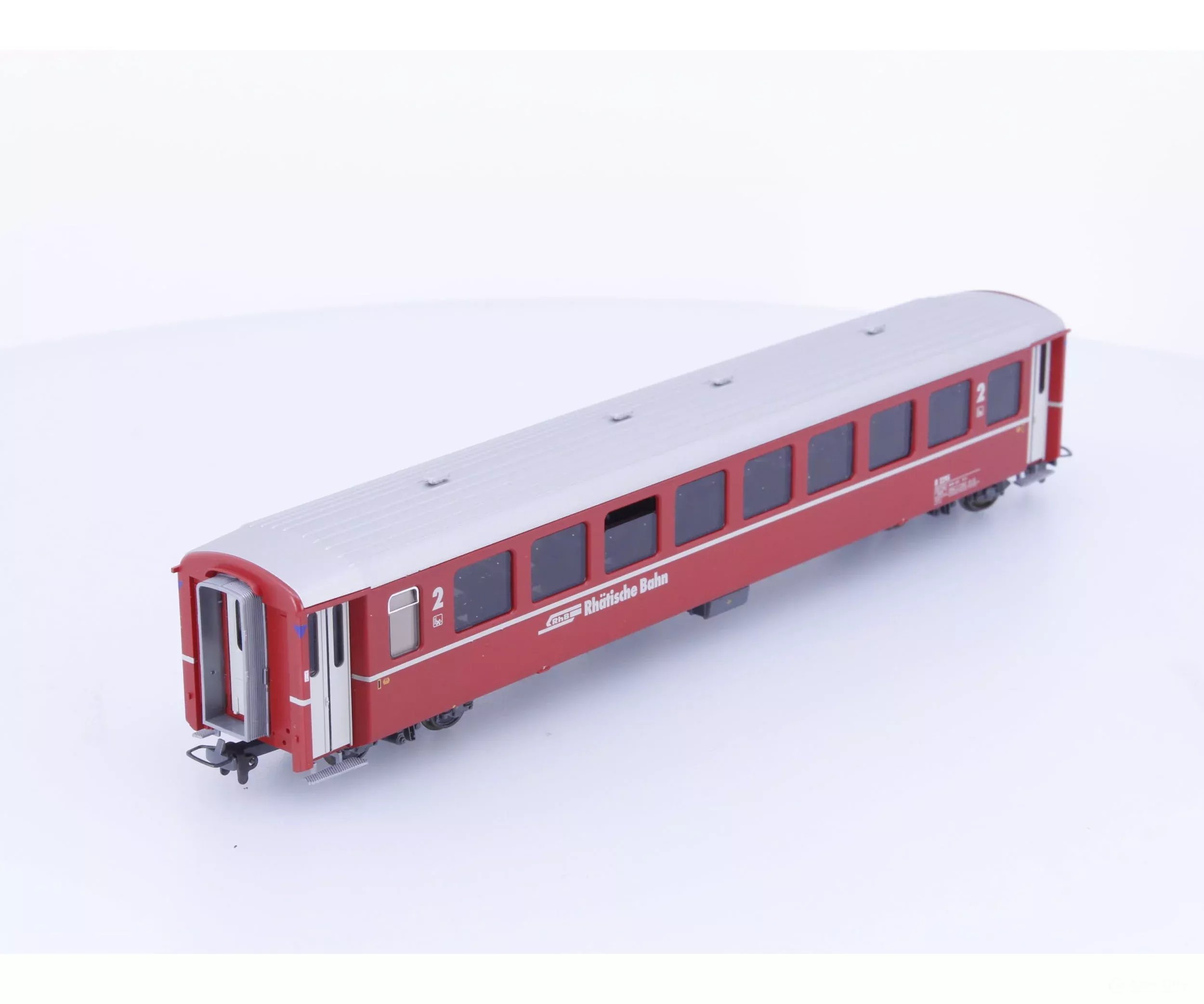 Bemo 3250155 HOm RhB 2nd Class Passenger Car Refit B2295 (2nd Hand)