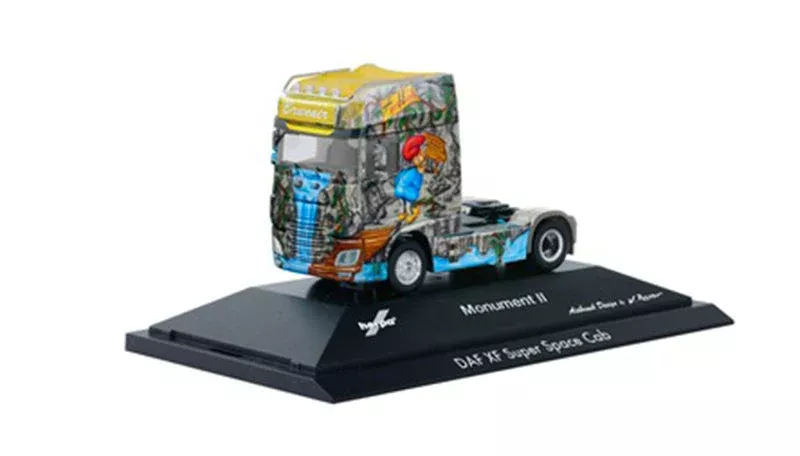 Herpa 110990 1/87 Scale P.C. Brunner/Herpa Monument II