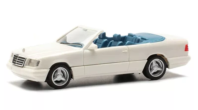 Herpa 420990 1/87 Scale Mercedes-Benz 300 CE-24 Convertible
