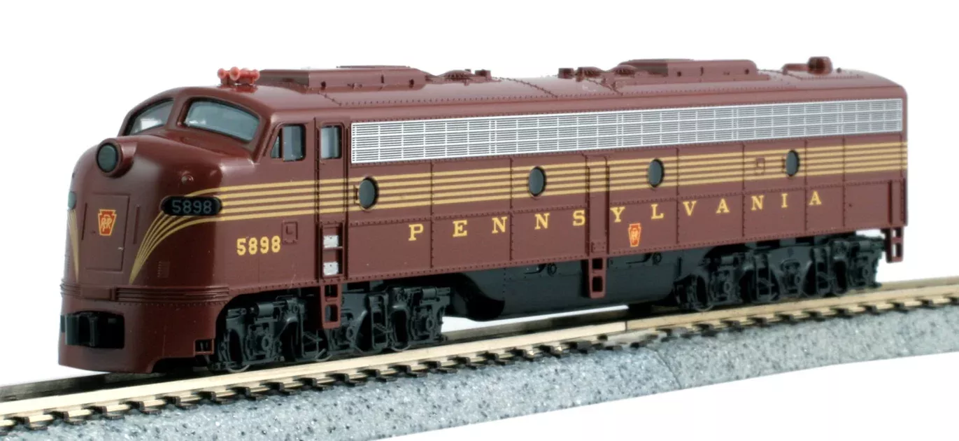 Kato 176-5314DCC N Scale EMD E8 Pennsylvania PRR 5898 with Digitrax DCC