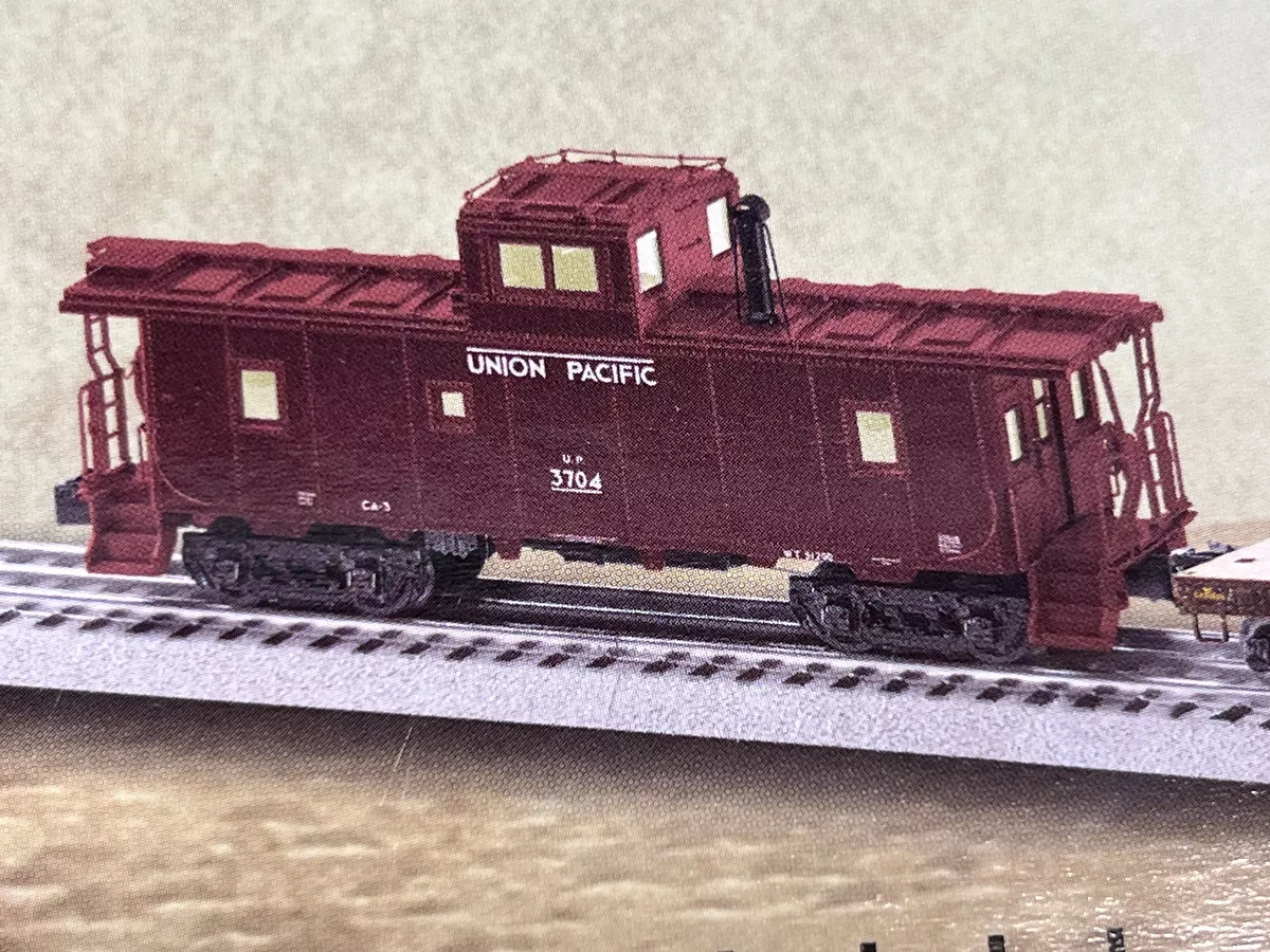 Lionel 1922016 Union Pacific UP CA-3 Caboose 3704 O SCALE NEW