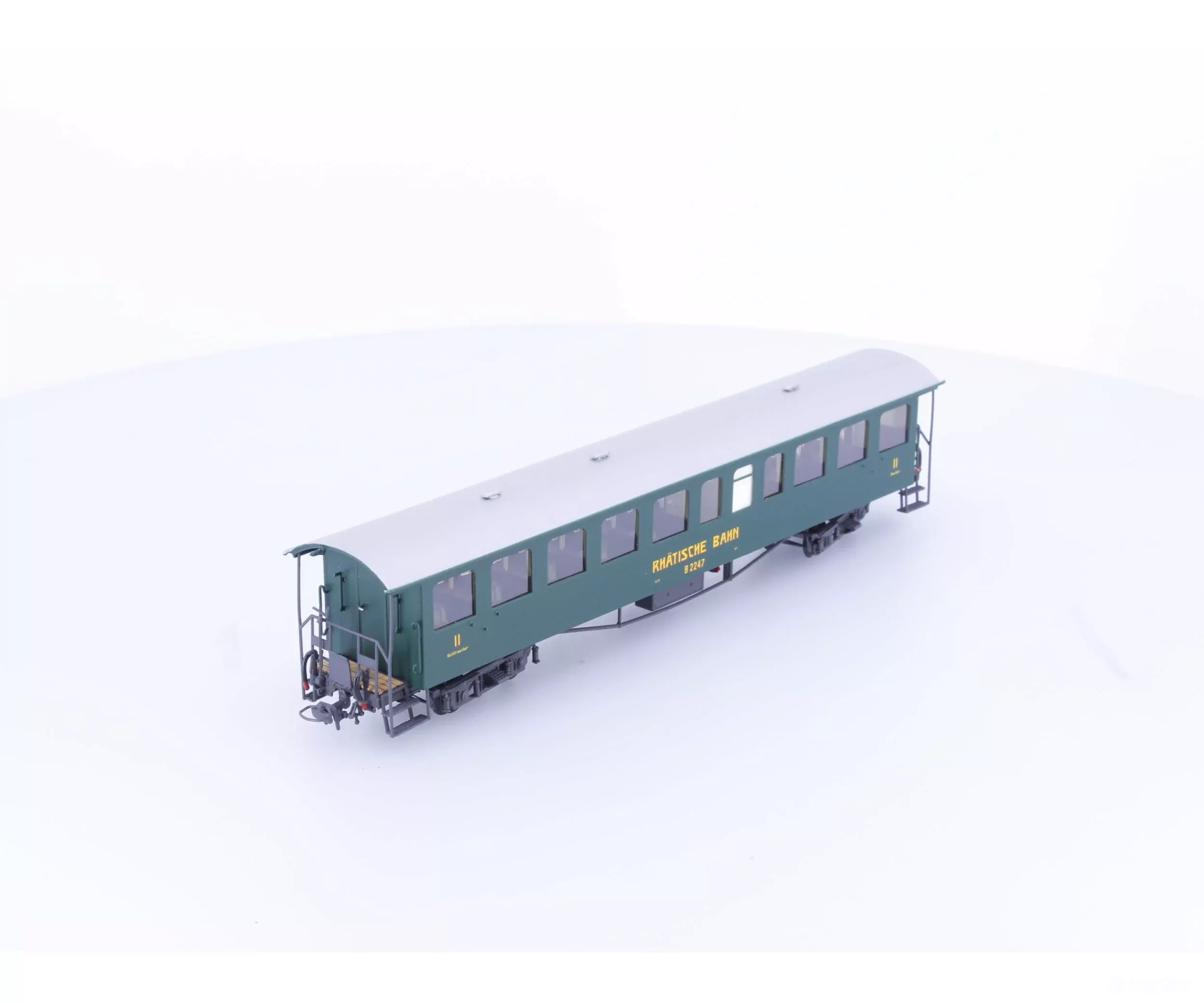 Motreno B2247 HOm RhB Brass Passenger Coach B2247 (2nd Hand)
