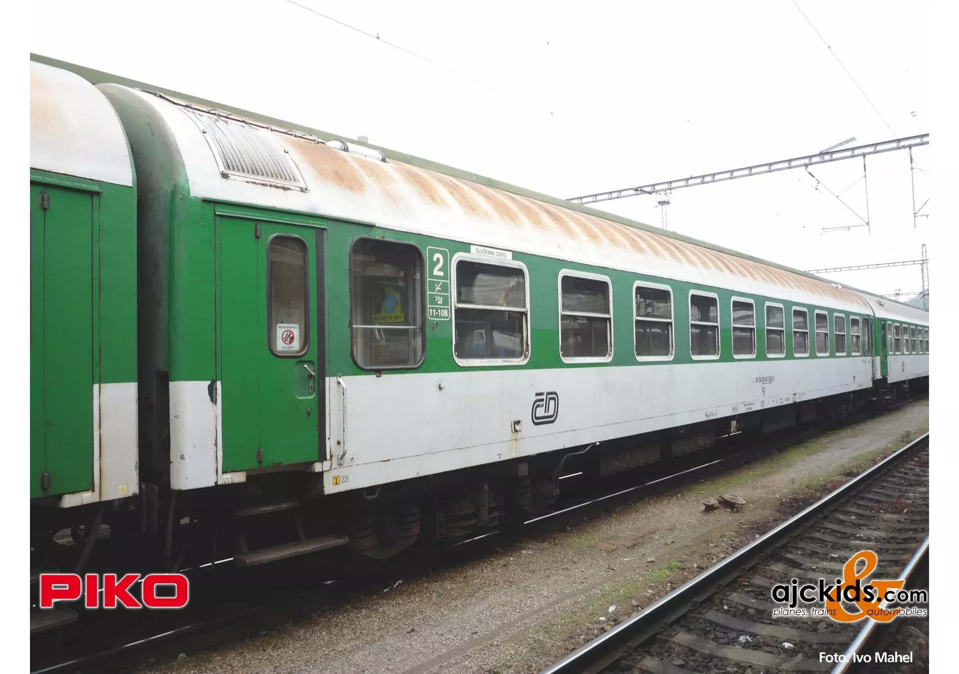 Piko 58560 - Y 1st Cl. Passenger Car CSD IV