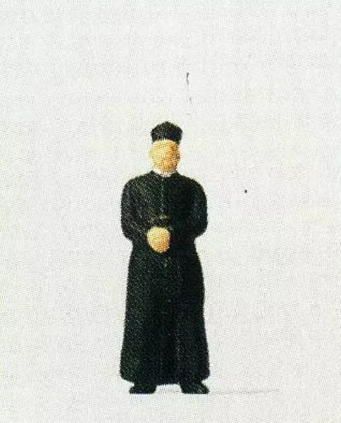 Preiser 28076 HO Scale Individual Figures – Priest Wearing a Cassock