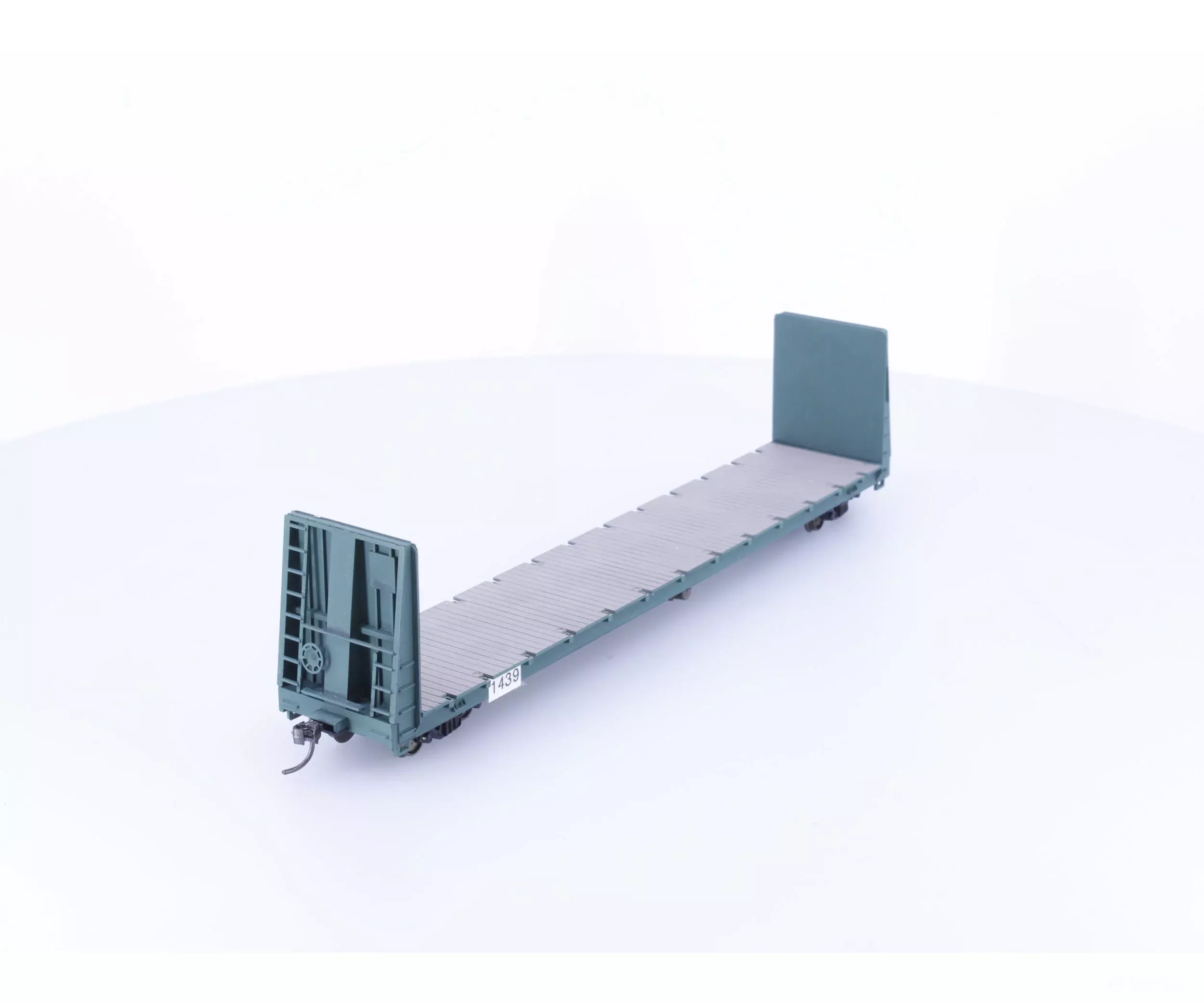 Roundhouse 1439 HO 60' Bulkhead Flat Car Undecorated 1439 (2nd Hand)