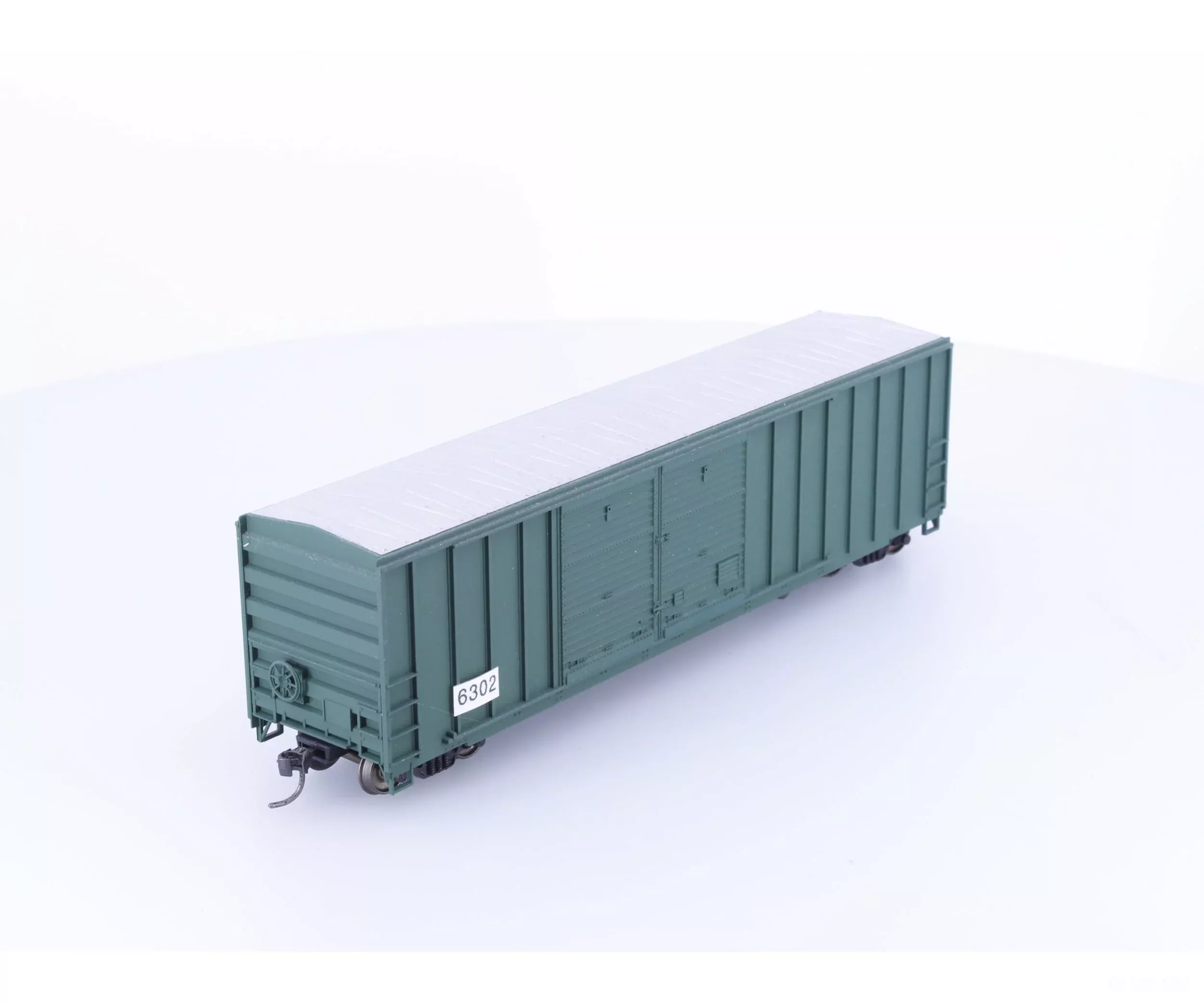 Roundhouse 6302 HO 50' Double Door Boxcar Undecorated 6302 (2nd Hand)