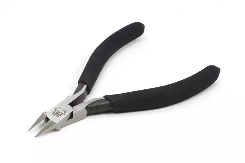 Tamiya 74123 Sharp-Pointed Side Cutter for Plastic Sprues -- Black PVC Grip ALL Scale