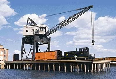 Walthers Cornerstone 933-3067 HO Scale Pier & Traveling Crane — Kit