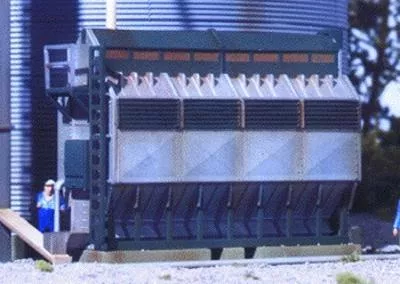 Walthers Cornerstone 933-3128 HO Scale Grain Dryer — Kit