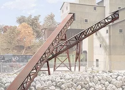 Walthers Cornerstone 933-3149 HO Scale Belt Conveyor — Kit pkg(3)