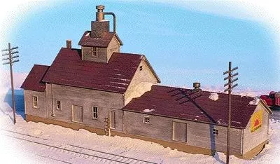 Walthers Cornerstone 933-3239 N Scale Sunrise Feed Mill — Kit