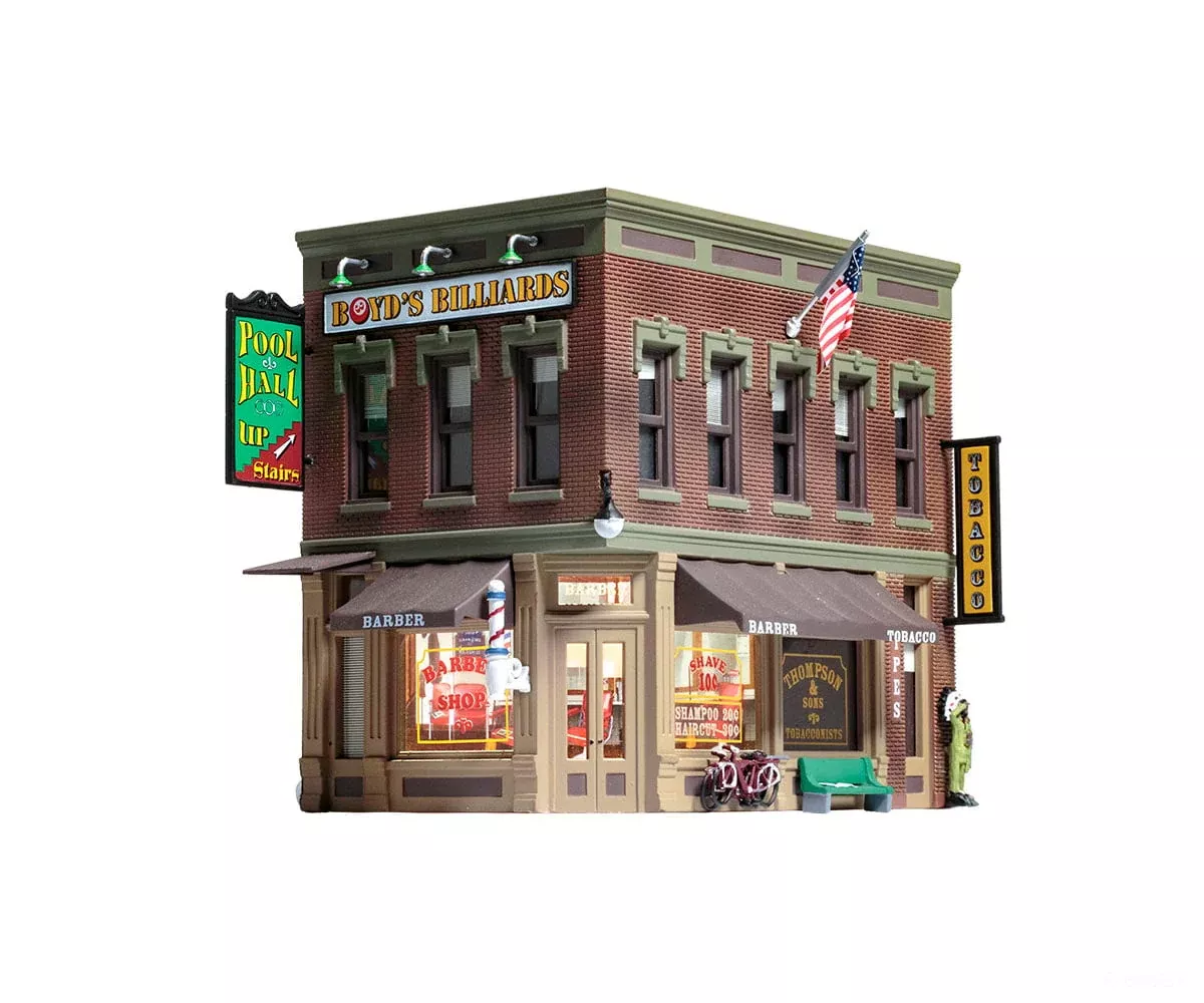 Woodland Scenics 5024 Corner Emporium (Lit) HO Scale